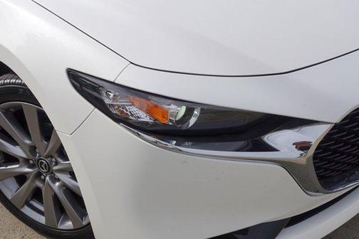2025 Mazda Mazda3 FWD w/Preferred Package