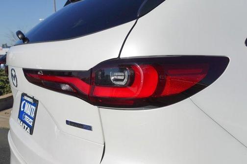 2024 Mazda CX-90 PHEV Premium Plus