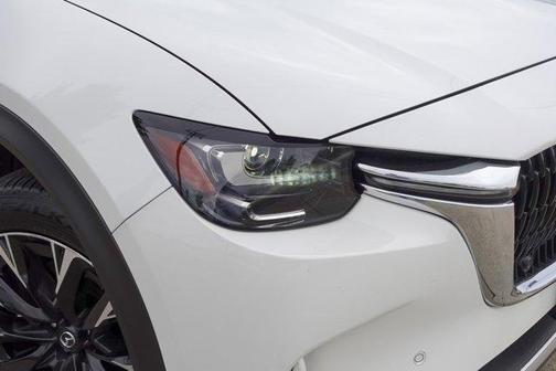 Rhodium White Metallic 2024 Mazda CX-90 PHEV Premium Plus