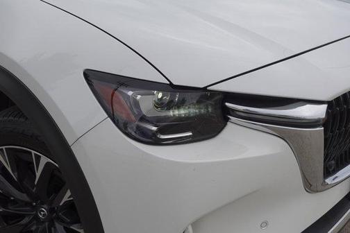 Rhodium White Metallic 2024 Mazda CX-90 PHEV Premium Plus