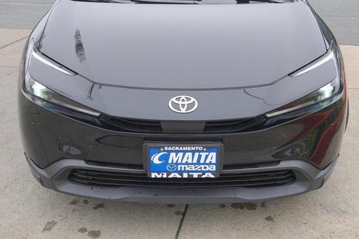 2025 Toyota Prius LE