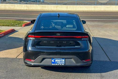 2025 Toyota Prius LE