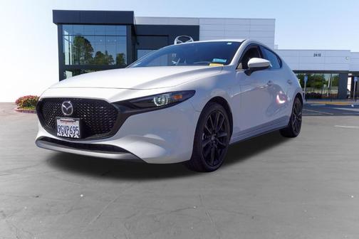 Snowflake White Pearl 2023 Mazda Mazda3 AWD w/Premium Package
