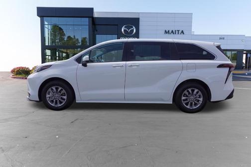 Ice 2024 Toyota Sienna LE