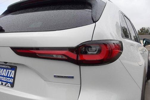 2024 Mazda CX-90 PHEV Premium