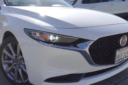 2025 Mazda Mazda3 FWD w/Preferred Package