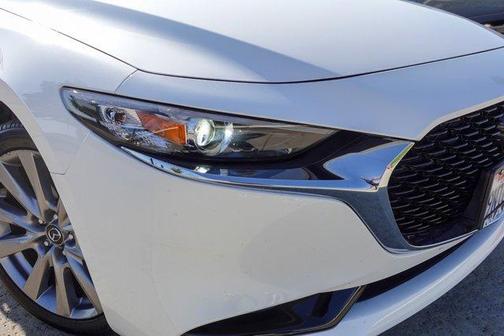 2025 Mazda Mazda3 FWD w/Preferred Package