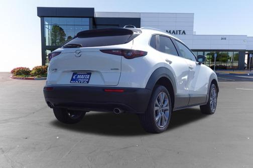 Snowflake White Pearl Mica 2025 Mazda CX-30 2.5 S Preferred Package