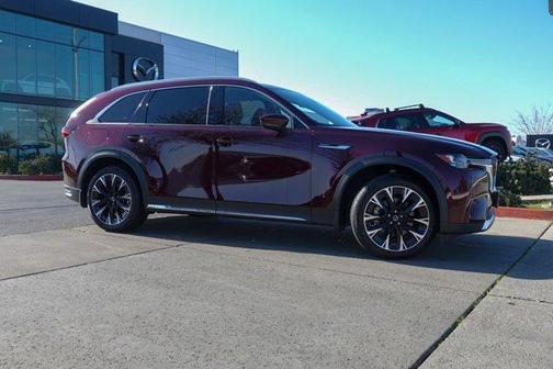2024 Mazda CX-90 PHEV Premium Plus