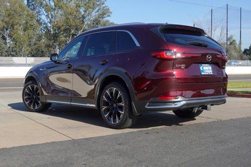 2024 Mazda CX-90 PHEV Premium Plus