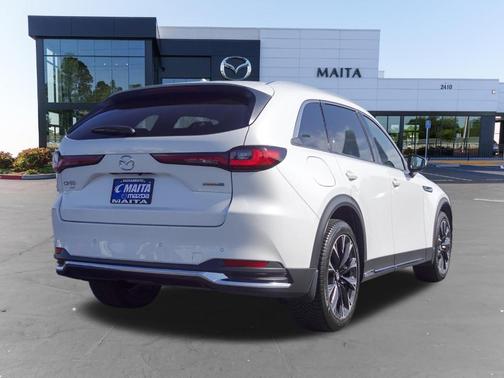 Rhodium White Metallic 2024 Mazda CX-90 PHEV Premium