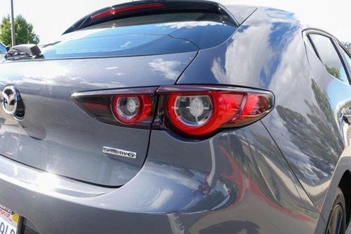2024 Mazda Mazda3 2.5 S Carbon Edition