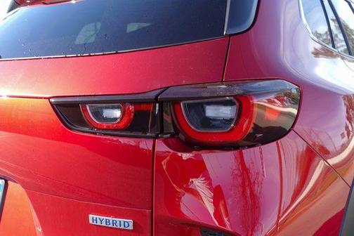 2026 Mazda CX-50 Premium