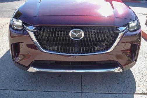 2024 Mazda CX-90 PHEV Premium Plus