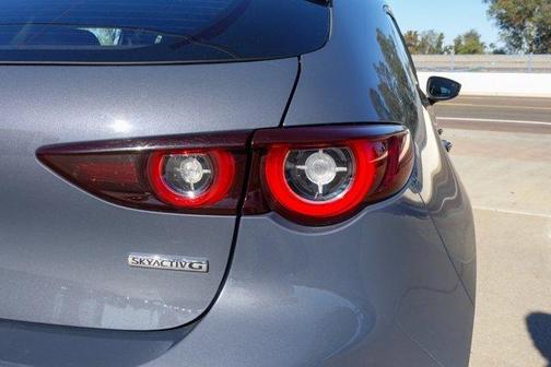 2024 Mazda Mazda3 2.5 S Carbon Edition