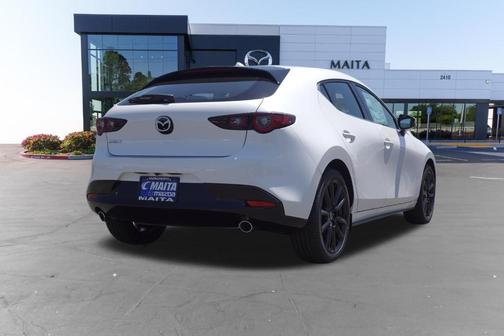 Snowflake White Pearl 2026 Mazda Mazda3 FWD w/Premium Package