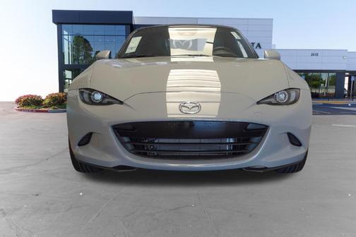 Metallic 2026 Mazda MX-5 Miata GRAND TOURING