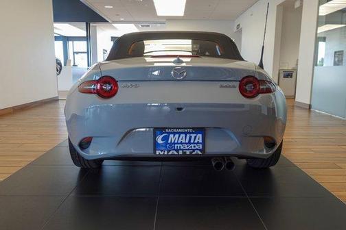 2026 Mazda MX-5 Miata GRAND TOURING