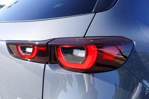 2026 Mazda CX-50 Premium