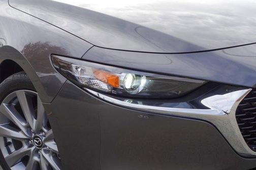 2025 Mazda Mazda3 FWD w/Preferred Package