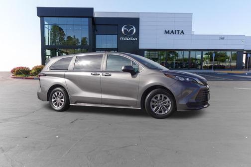 Predawn Gray Mica 2024 Toyota Sienna LE