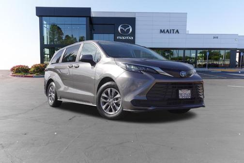 Predawn Gray Mica 2024 Toyota Sienna LE