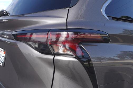 Predawn Gray Mica 2024 Toyota Sienna LE