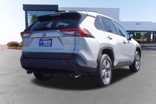 Silver Sky Metallic 2024 Toyota RAV4 Hybrid LE