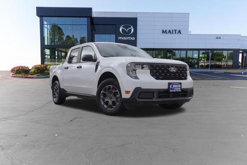 Oxford White 2026 Ford Maverick XLT