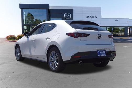 Snowflake White Pearl 2026 Mazda Mazda3 2.5 S
