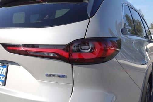 2024 Mazda CX-90 PHEV Premium Plus