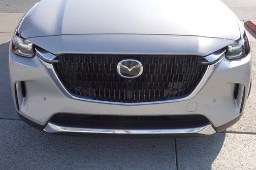 2024 Mazda CX-90 PHEV Premium Plus