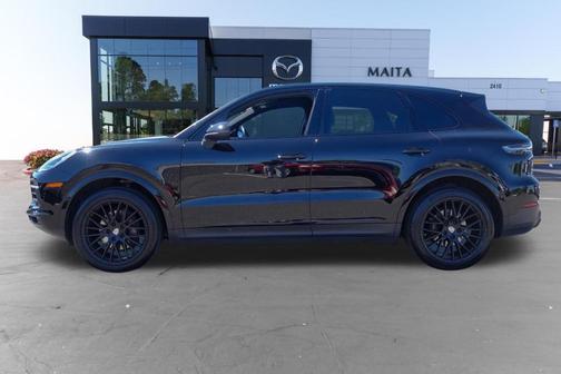 Black 2019 Porsche Cayenne Base
