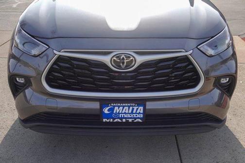 2024 Toyota Highlander 