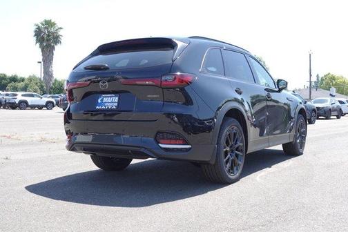Jet Black Mica 2026 Mazda CX-70 3.3 TURBO PREMIUM PLUS