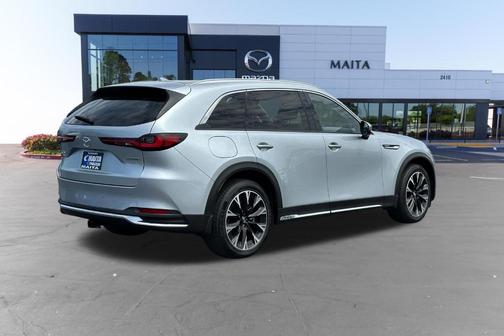 Sonic Silver Metallic 2024 Mazda CX-90 PHEV Premium