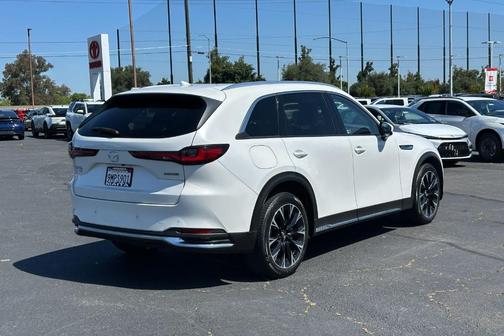 Rhodium White Metallic 2024 Mazda CX-90 PHEV Premium