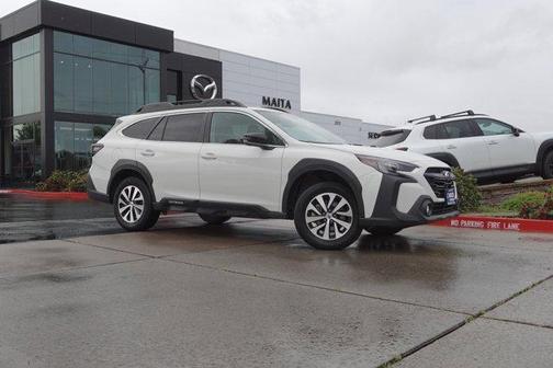 Crystal White Pearl 2025 Subaru Outback Premium