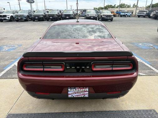 Octane Red Pearlcoat 2022 Dodge Challenger R/T