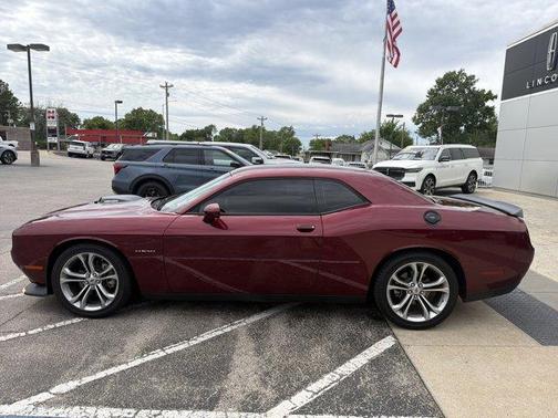 Octane Red Pearlcoat 2022 Dodge Challenger R/T
