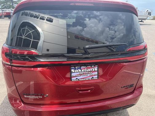 2026 Chrysler Pacifica Limited