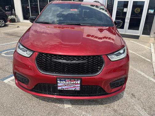 2026 Chrysler Pacifica Limited