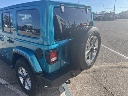2020 Jeep Wrangler Unlimited Sahara