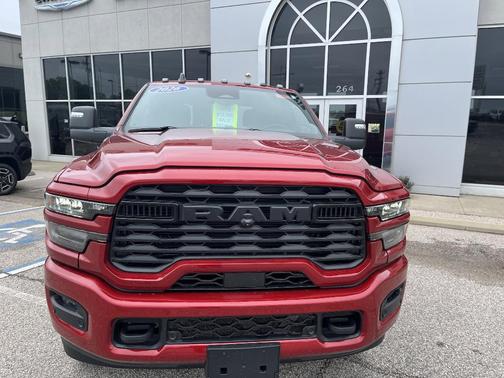 Molten Red Pearlcoat 2026 RAM 2500 Big Horn