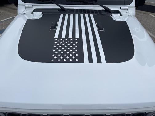 Bright White Clearcoat 2026 Jeep Wrangler Sport