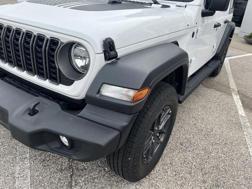 Bright White Clearcoat 2026 Jeep Wrangler Sport