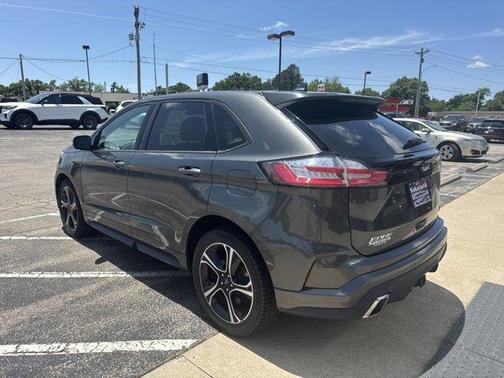 2019 Ford Edge ST