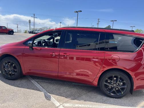 Red 2026 Chrysler Pacifica Limited