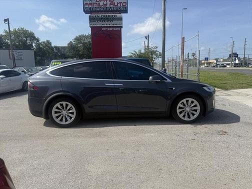 2017 Tesla Model X 90D