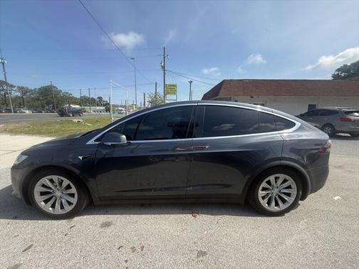 2017 Tesla Model X 90D